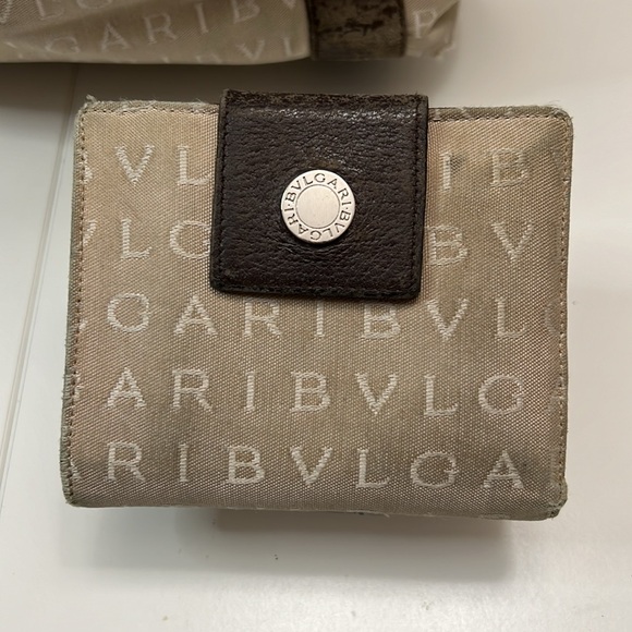 Bvlgari Tote & Matching Wallet - Picture 12 of 17